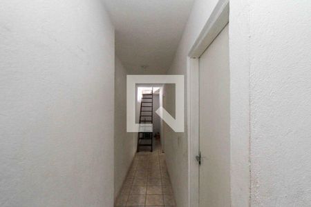Corredor de casa à venda com 3 quartos, 148m² em Jardim Sapopemba, São Paulo