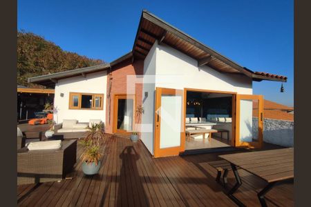 Sala - Deck de casa de condomínio à venda com 3 quartos, 300m² em Colinas do Ermitage (sousas), Campinas