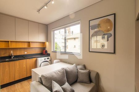 Sala/Cozinha de apartamento para alugar com 1 quarto, 21m² em Jardim Botânico, Curitiba