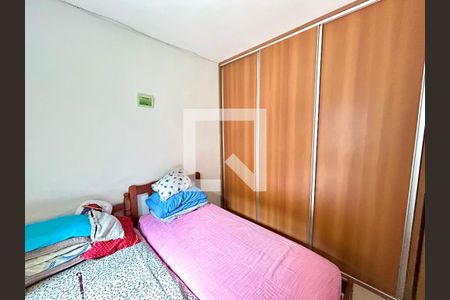 Quarto 2 de casa à venda com 6 quartos, 257m² em Jardim Almeida Prado, Guarulhos