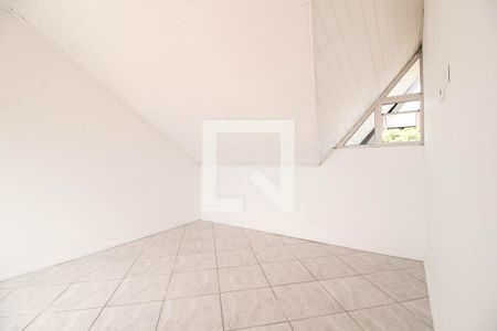 Quarto 1 de apartamento para alugar com 2 quartos, 70m² em Novo Mundo, Curitiba