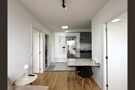Sala de apartamento para alugar com 2 quartos, 35m² em Vila Inglesa, São Paulo