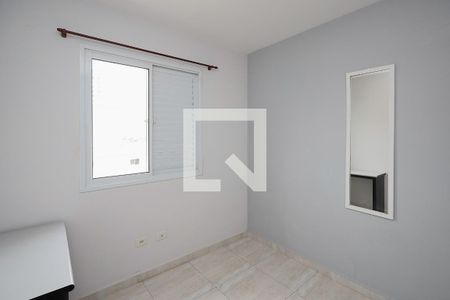 Quarto 1 de apartamento para alugar com 2 quartos, 64m² em Vila Santos, São Paulo