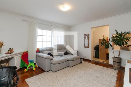 Sala de casa à venda com 4 quartos, 160m² em Vila Elvira, São Paulo