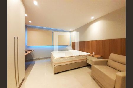 Sala/Quarto de apartamento à venda com 1 quarto, 29m² em Cidade Baixa, Porto Alegre