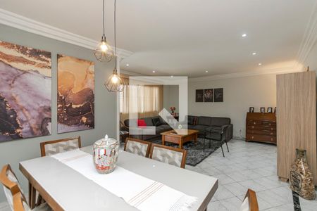 Sala de casa para alugar com 3 quartos, 180m² em Parque Maria Helena, São Paulo