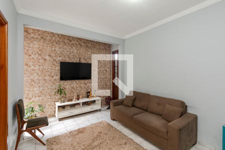 Sala de TV de casa para alugar com 3 quartos, 180m² em Parque Maria Helena, São Paulo