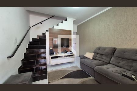 Sala de casa à venda com 2 quartos, 69m² em Parque Capuava, Santo André