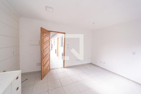 Sala/Cozinha e Área de Serviço de apartamento para alugar com 2 quartos, 45m² em Jardim Matarazzo, São Paulo