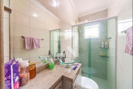 Banheiro de apartamento à venda com 3 quartos, 68m² em Vila Humaita, Santo André