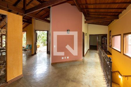 Corredor para os Quartos de casa de condomínio à venda com 4 quartos, 2999m² em Vila do Ouro, Nova Lima