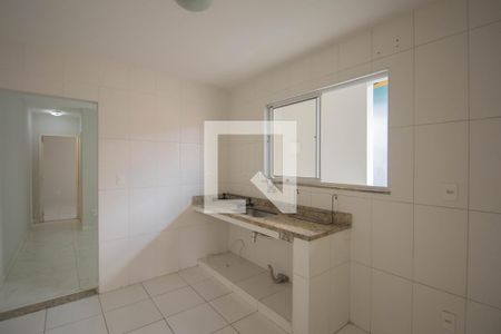 Cozinha de casa para alugar com 1 quarto, 54m² em Colubandê, São Gonçalo