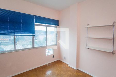 Quarto 1 de apartamento para alugar com 2 quartos, 85m² em Jacarepaguá, Rio de Janeiro