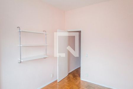 Quarto 1 de apartamento para alugar com 2 quartos, 85m² em Jacarepaguá, Rio de Janeiro