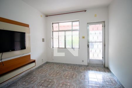 Sala de casa para alugar com 2 quartos, 175m² em Vila da Penha, Rio de Janeiro