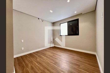 Casa à venda com 4 quartos, 220m² em Padre Eustáquio, Belo Horizonte