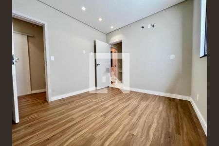 Casa à venda com 4 quartos, 220m² em Padre Eustáquio, Belo Horizonte