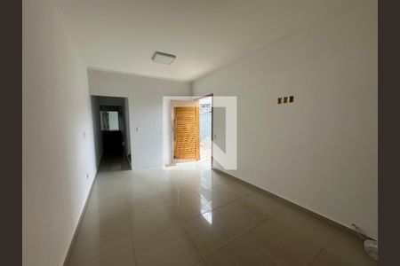 Sala de casa à venda com 4 quartos, 210m² em Vila Boa Vista, Barueri