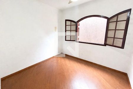 Quarto 1 de casa à venda com 3 quartos, 150m² em Jardim do Papai, Guarulhos