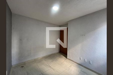 Apartamento à venda com 2 quartos, 52m² em Santos Dumont, São Leopoldo