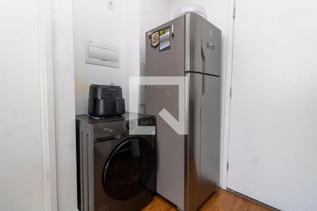 Sala/Cozinha de apartamento à venda com 1 quarto, 29m² em Parque Vitoria, São Paulo