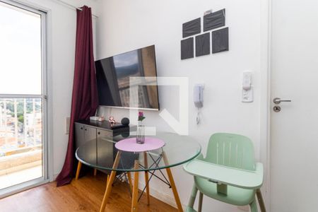 Sala/Cozinha de apartamento à venda com 1 quarto, 29m² em Parque Vitoria, São Paulo