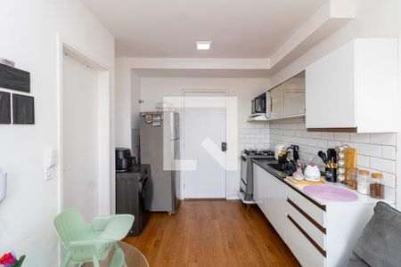 Sala/Cozinha de apartamento à venda com 1 quarto, 29m² em Parque Vitoria, São Paulo