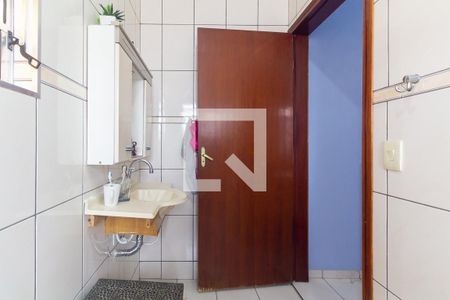 Banheiro da Suíte de casa à venda com 2 quartos, 122m² em Vila Paulo Silas, São Paulo