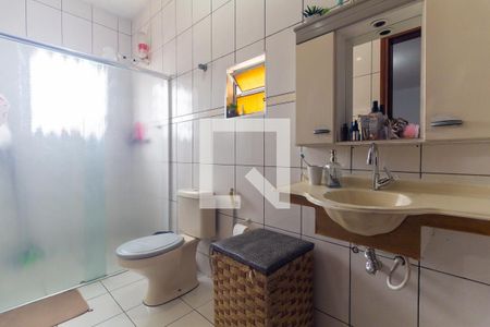 Banheiro da Suíte de casa à venda com 2 quartos, 122m² em Vila Paulo Silas, São Paulo