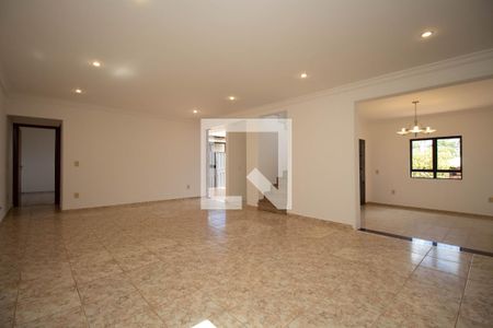 Sala de casa de condomínio para alugar com 4 quartos, 400m² em Sobradinho, Brasília