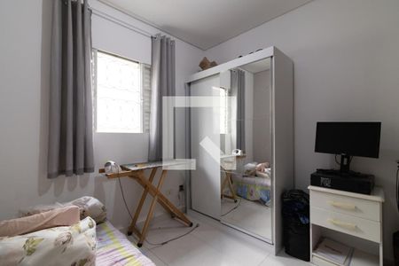 Quarto 2 de casa à venda com 3 quartos, 300m² em Parque Artur Alvim, São Paulo