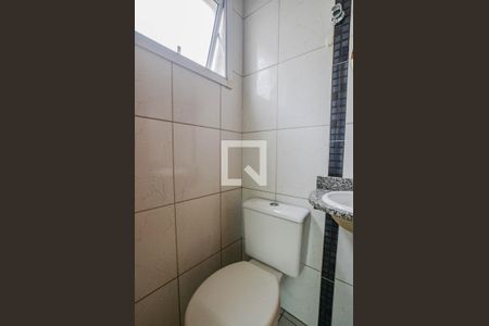 Lavabo de casa para alugar com 2 quartos, 136m² em Vila Curuçá, Santo André