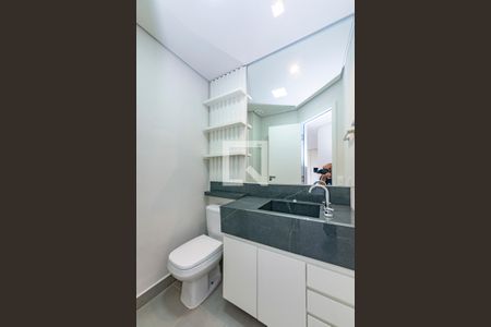 Lavabo de apartamento para alugar com 2 quartos, 70m² em Gutierrez, Belo Horizonte