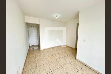 Sala de apartamento para alugar com 2 quartos, 65m² em Vila das Palmeiras, Guarulhos