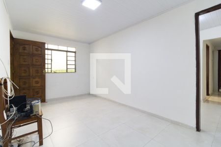 Sala de casa à venda com 3 quartos, 120m² em Vila Caraguata, São Paulo