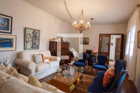 sala de visitas de casa à venda com 4 quartos, 300m² em Vila Paris, Belo Horizonte