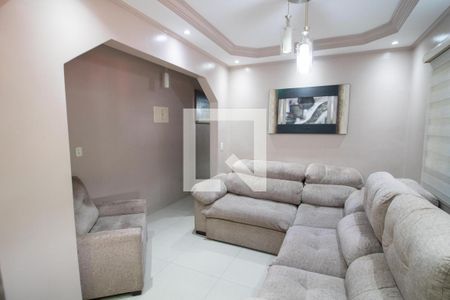 SALA de casa à venda com 4 quartos, 267m² em Parque Peruche, São Paulo