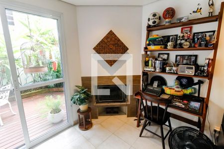 Detalhe Sala - Lareira de casa de condomínio à venda com 4 quartos, 230m² em Jardim Ampliacao, São Paulo