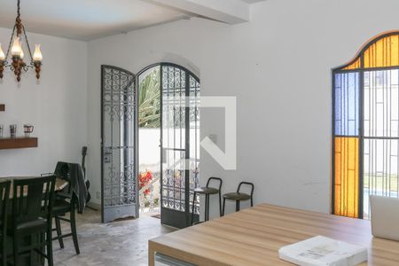 Sala de casa para alugar com 5 quartos, 470m² em Lapa, São Paulo