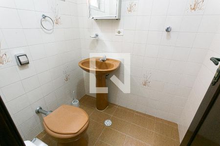 Lavabo de casa para alugar com 3 quartos, 220m² em Vila Mafra, São Paulo