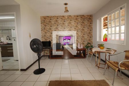 Sala de casa de condomínio para alugar com 3 quartos, 200m² em Pituaçu, Salvador