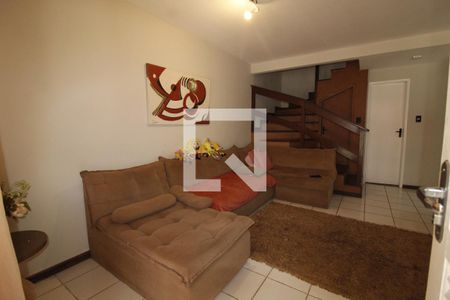 Sala de casa de condomínio para alugar com 3 quartos, 200m² em Pituaçu, Salvador