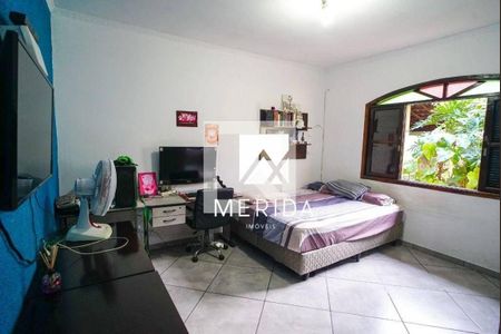 Casa à venda com 3 quartos, 481m² em Vila Leopoldina, Santo André