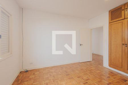 Quarto 1 de casa à venda com 3 quartos, 451m² em Alto de Pinheiros, São Paulo