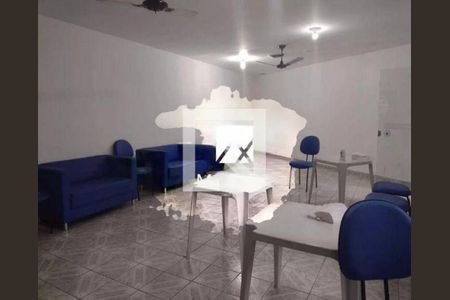 Casa à venda com 4 quartos, 440m² em Vila Bastos, Santo André