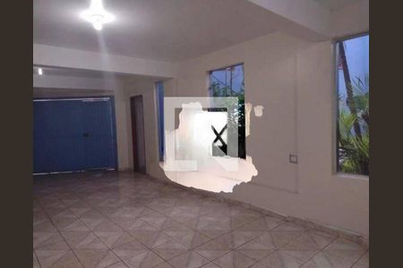 Casa à venda com 4 quartos, 440m² em Vila Bastos, Santo André