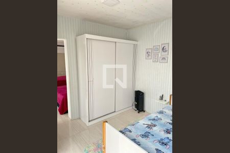 Quarto de casa para alugar com 5 quartos, 200m² em Parque das Arvores, São Paulo