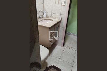 Casa à venda com 3 quartos, 219m² em Cidade das Flores, Osasco