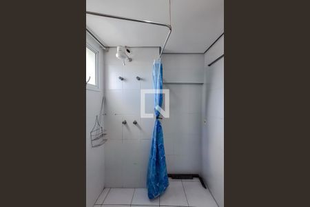 Banheiro de kitnet/studio para alugar com 1 quarto, 29m² em Cambuci, São Paulo