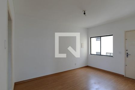 Sala de apartamento para alugar com 2 quartos, 69m² em Vila Mogilar, Mogi das Cruzes